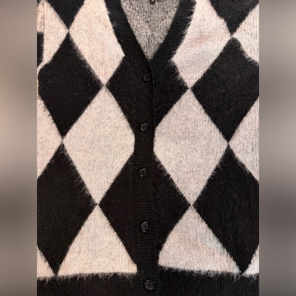 H&M Black and Gray Argyle Cardigan - Picture 5 of 8